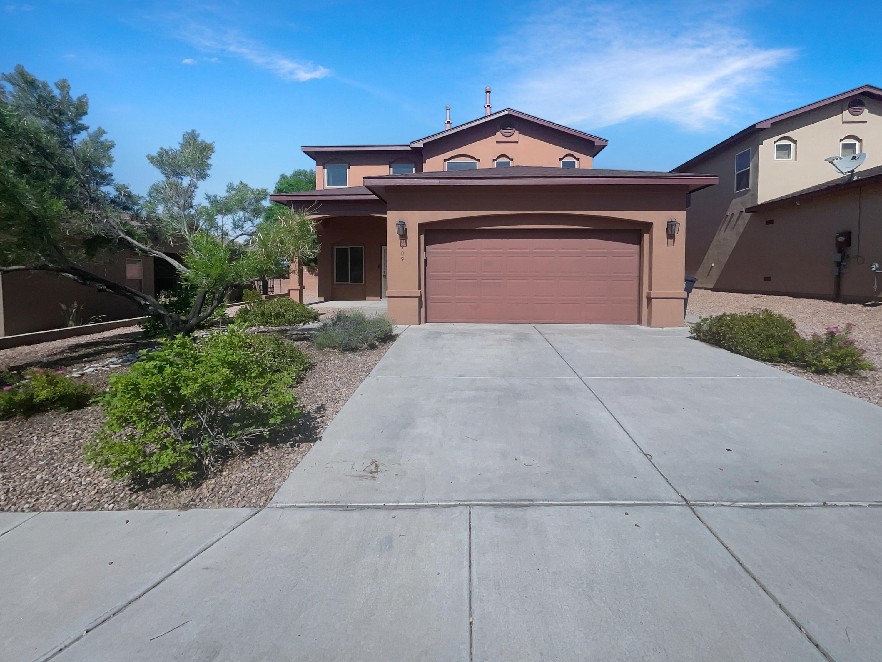 10909 ESTRIBO Street, Albuquerque NM 87114