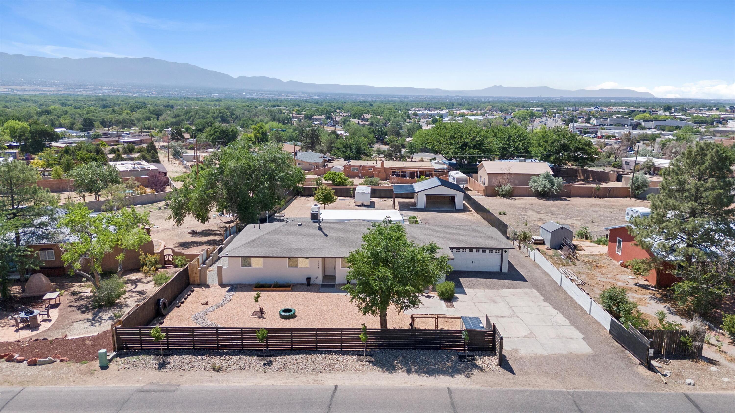10608 Calle De Elena, Corrales NM 87048
