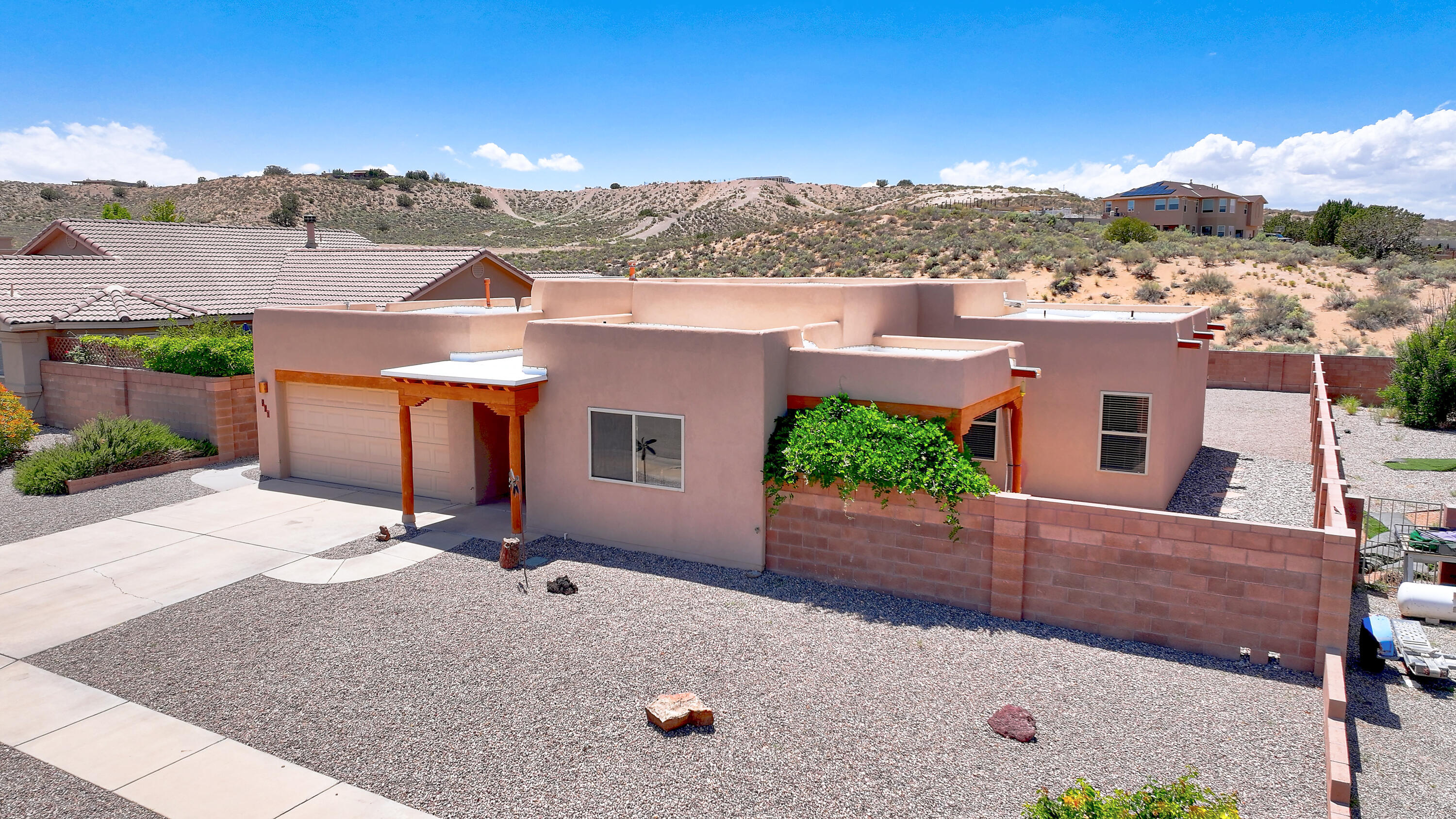 921 LOMA PINON Loop, Rio Rancho NM 87144