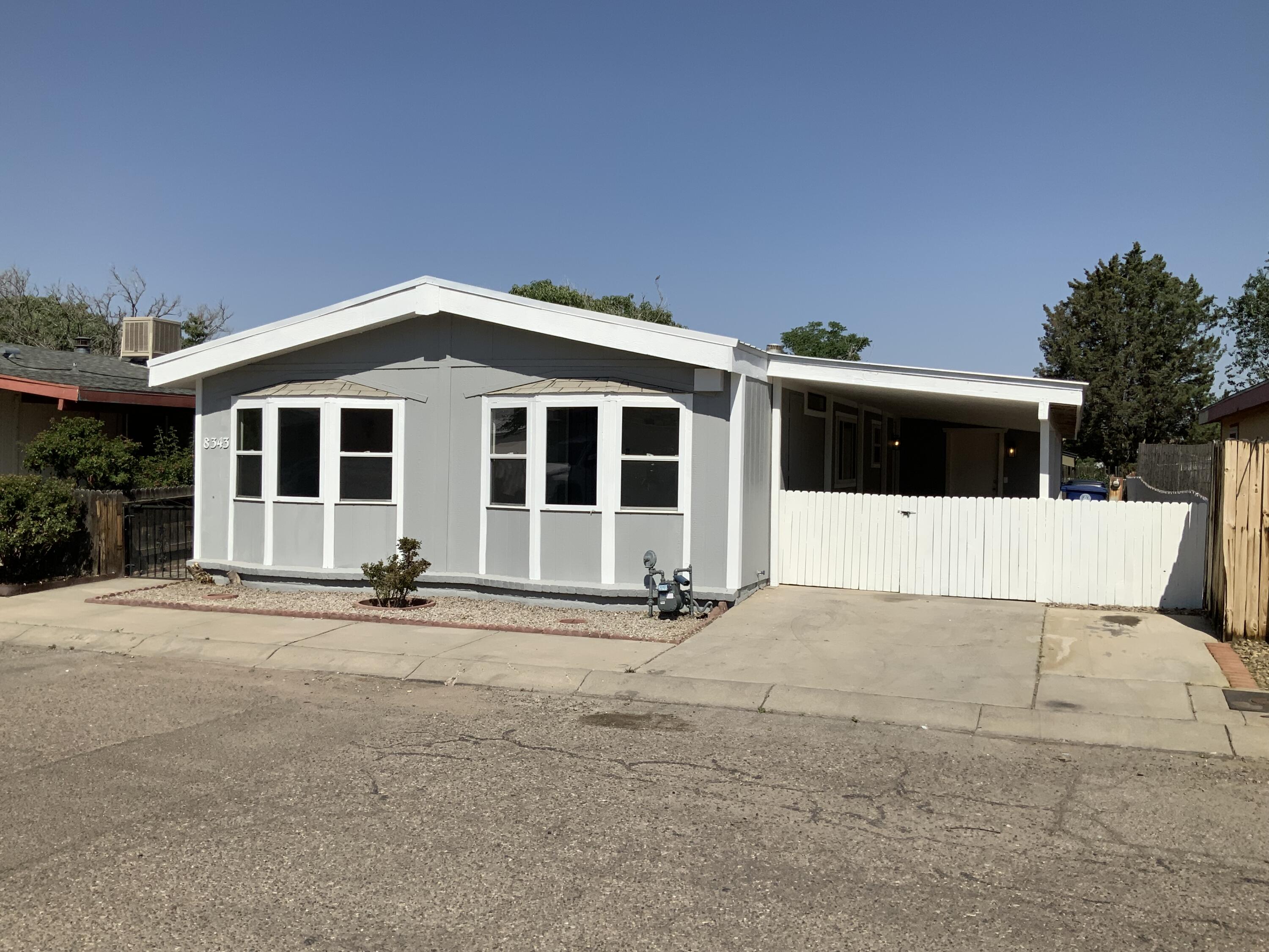8343 RIVER Street, Albuquerque NM 87113