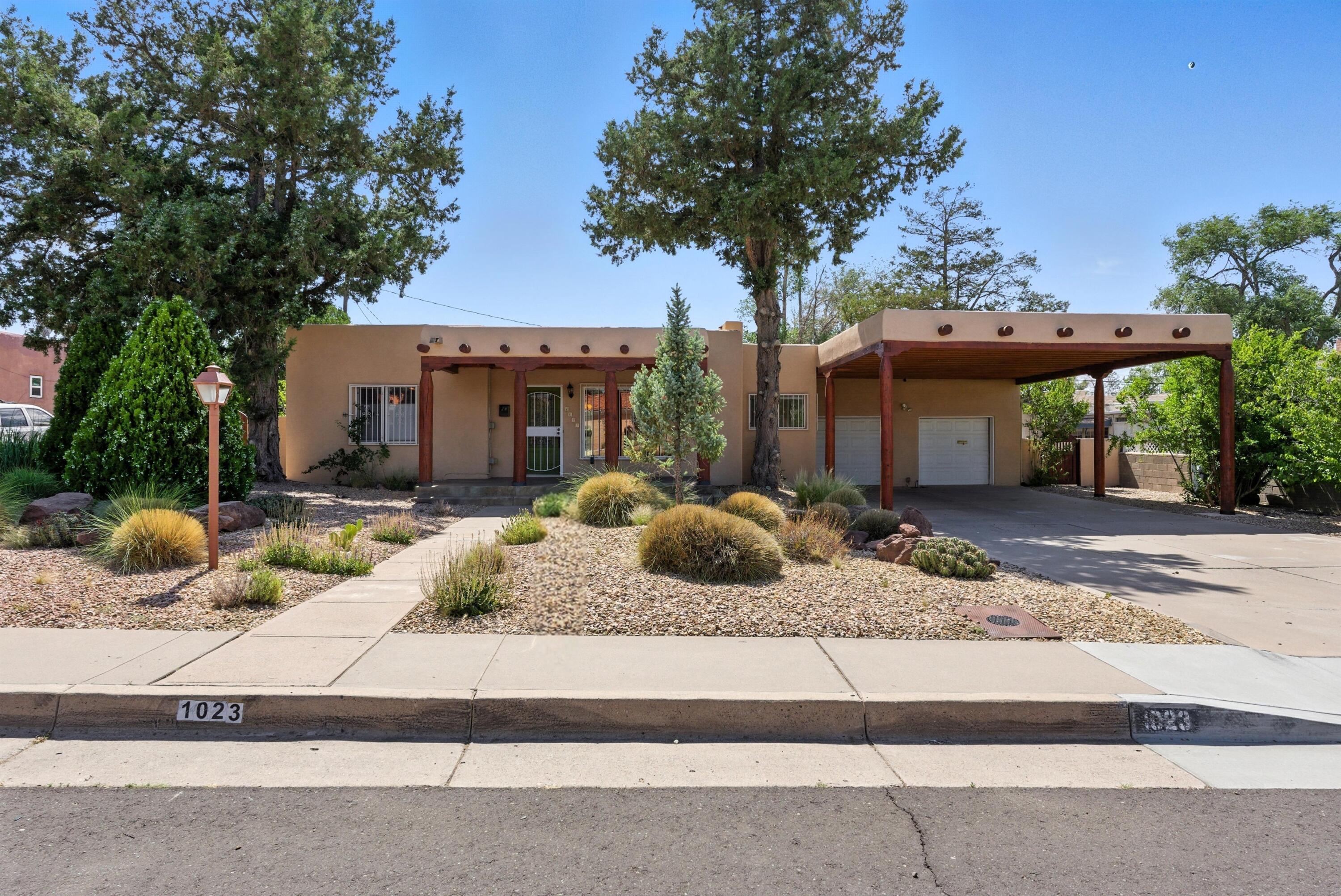 1023 PAMPAS Drive, Albuquerque NM 87108