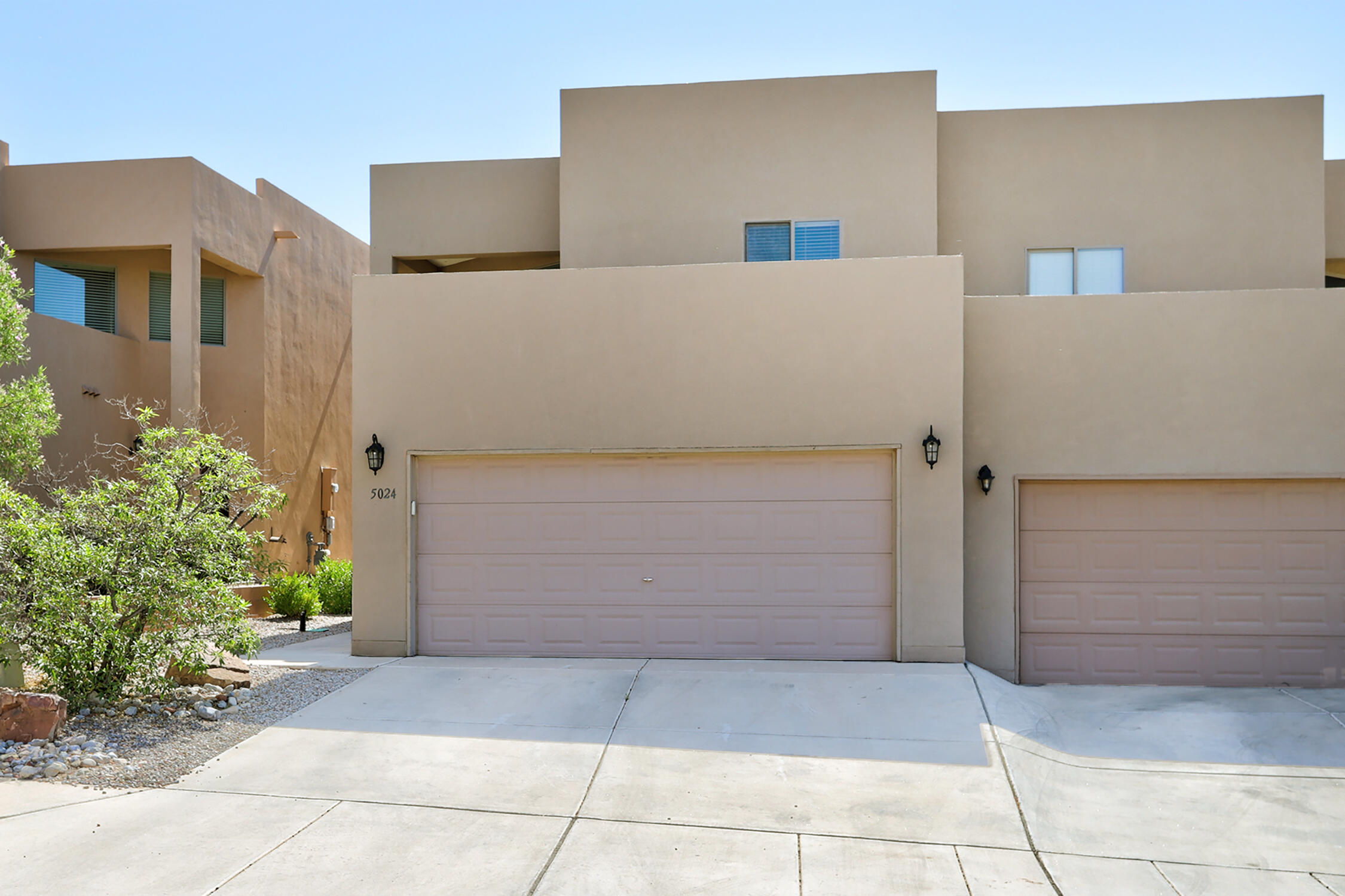 5024 SALA DE TOMAS Drive, Albuquerque NM 87120