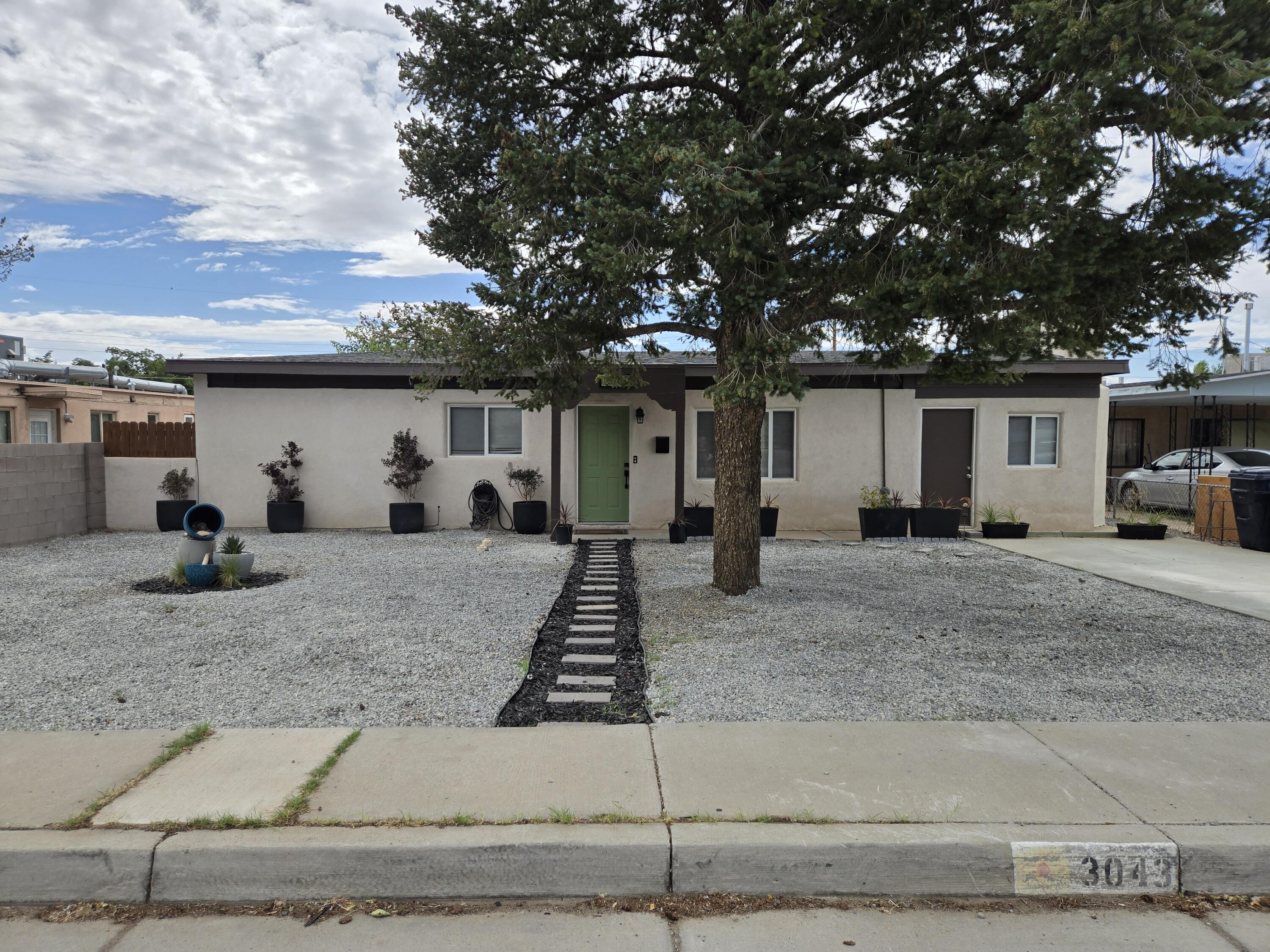 3043 QUINCY Street, Albuquerque NM 87110