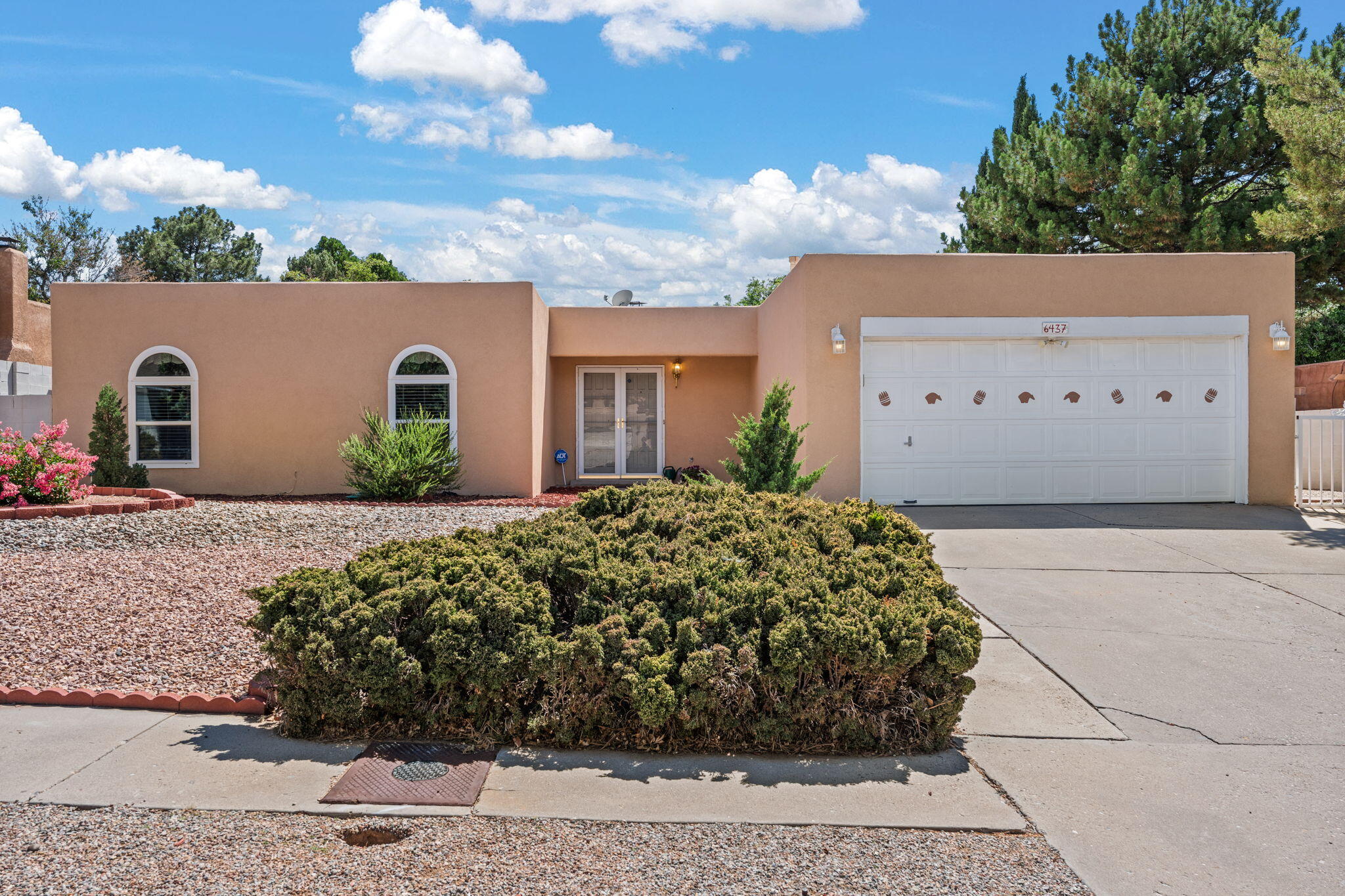 6437 CONCORDIA Road, Albuquerque NM 87111