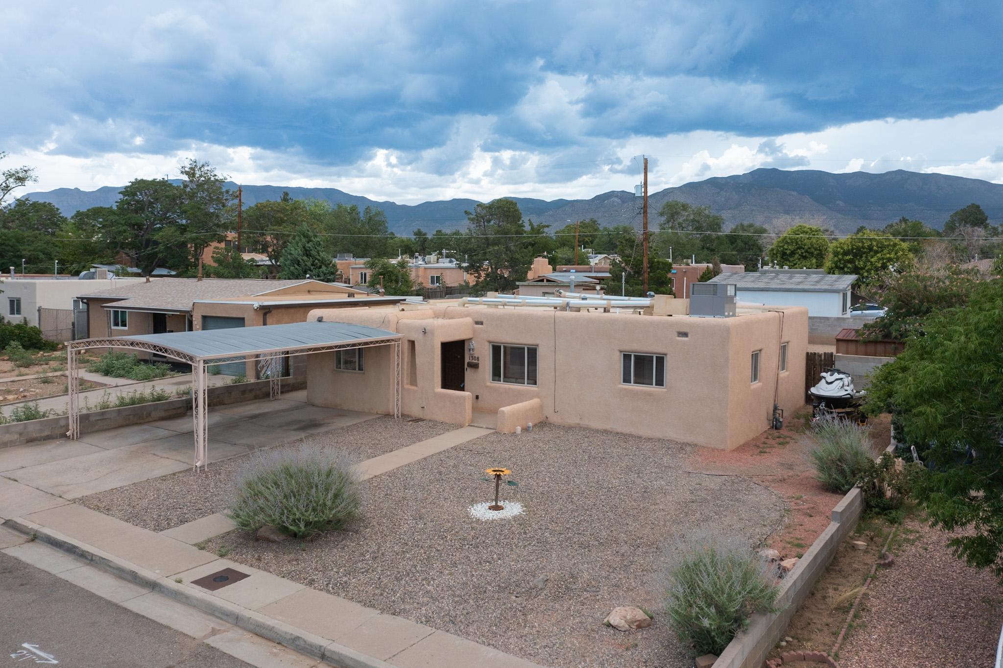 1308 BOATRIGHT Drive, Albuquerque NM 87112