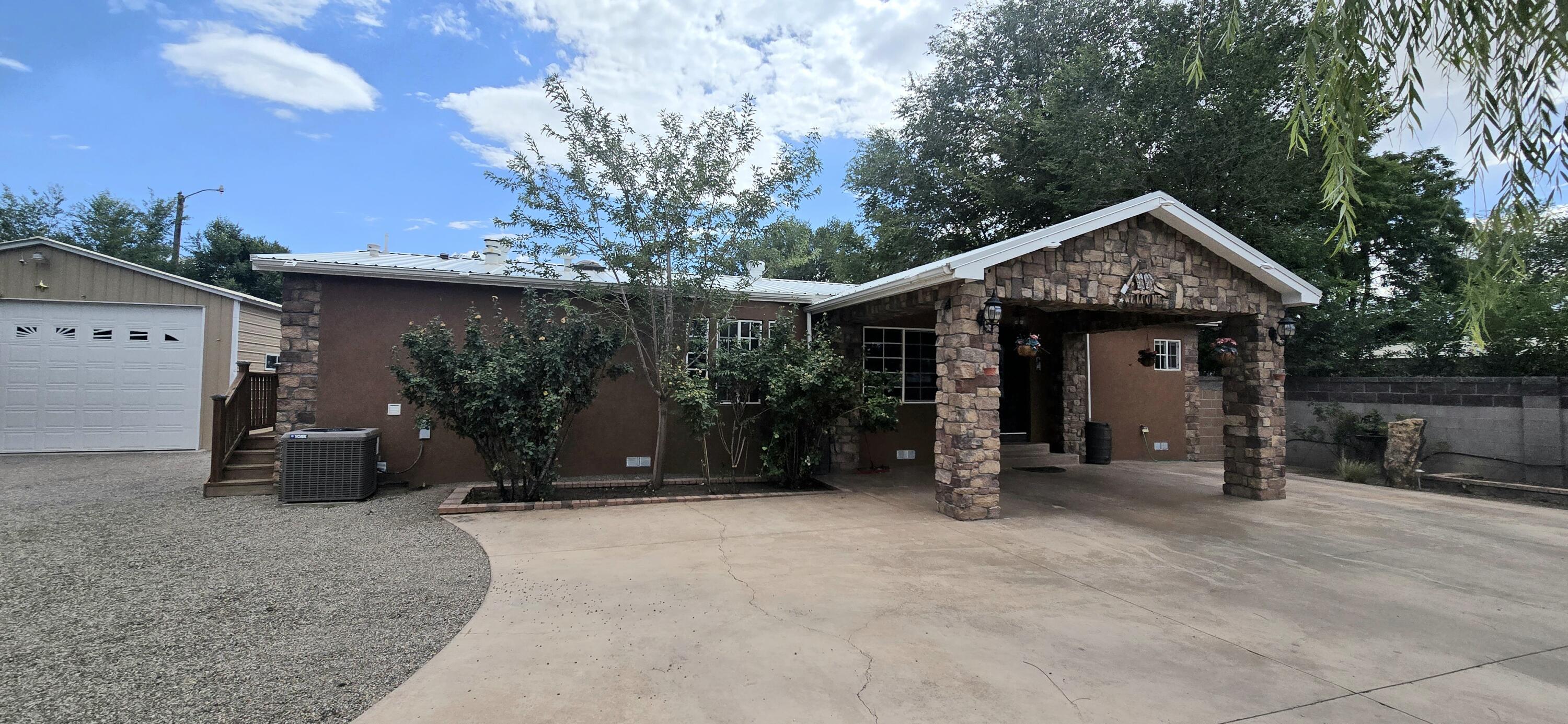 413 Letitia, Bernalillo NM 87004
