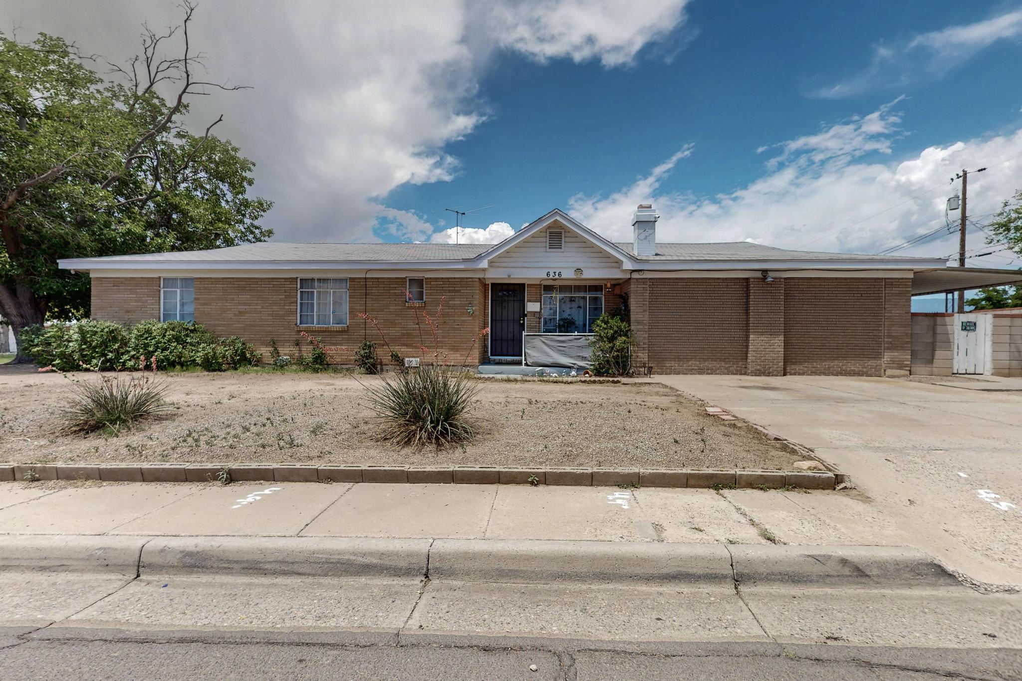 636 Florida Street, Albuquerque NM 87108
