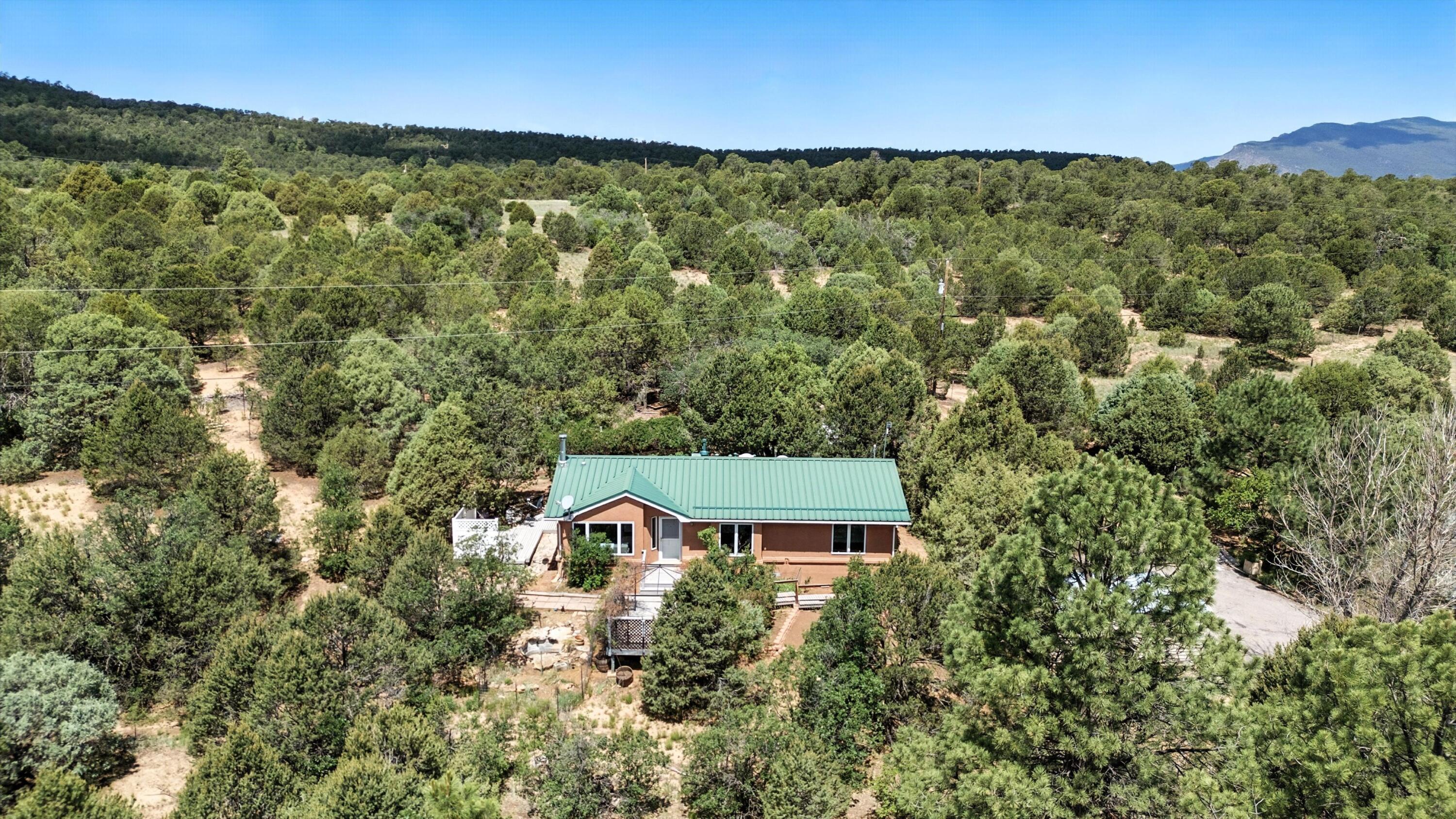 70 EASY Street, Tijeras NM 87059