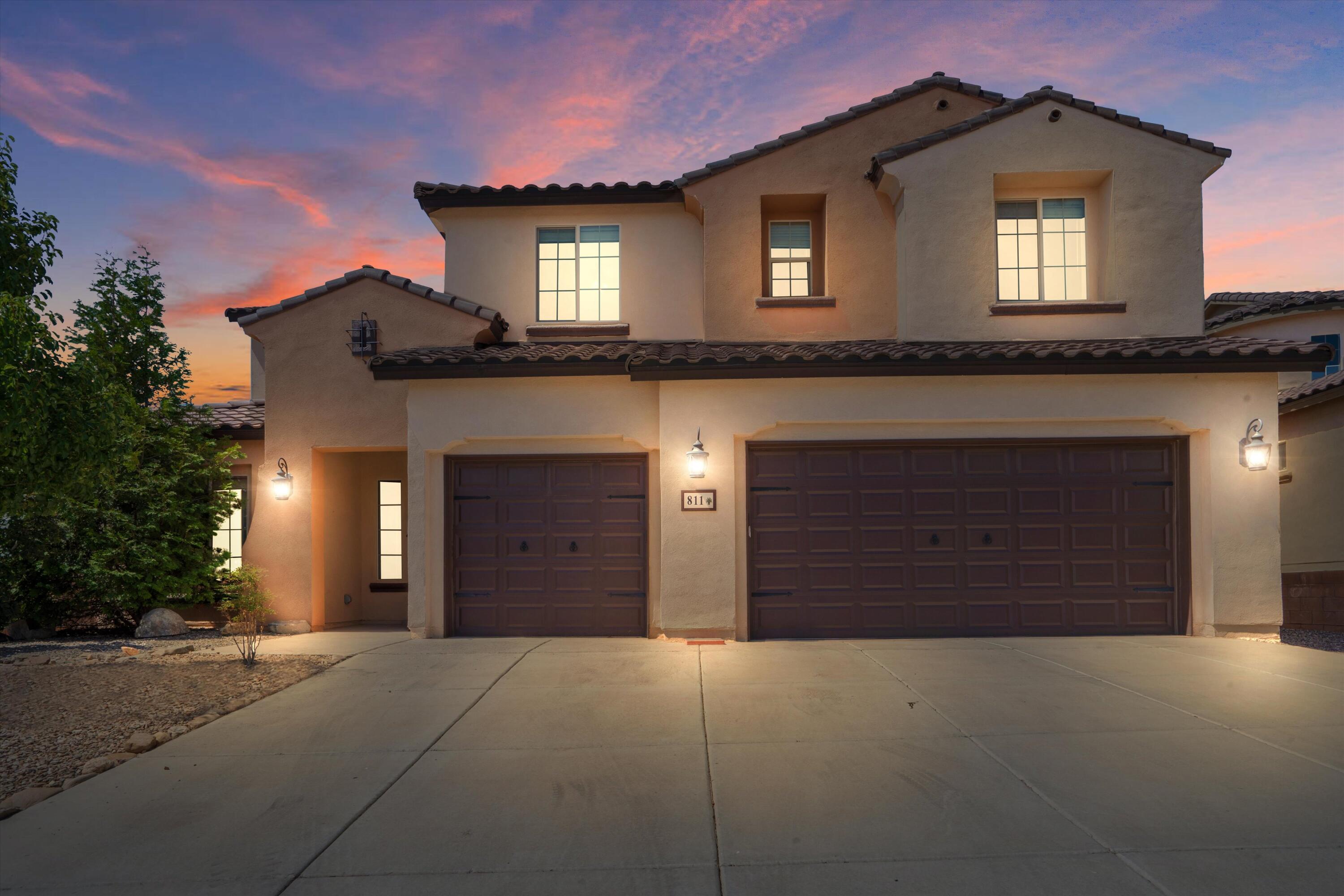 811 MESA ROJA Trail, Rio Rancho NM 87124