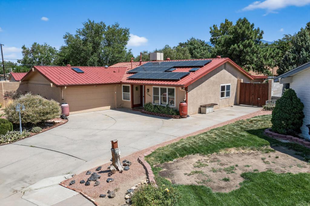 12541 INDIAN Trail, Albuquerque NM 87112
